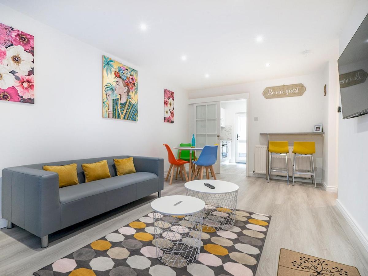 Pass The Keys - Bright & Airy 2br 2bath In Perfect Location Appartement
